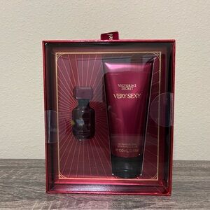Victoria's Secret Very Sexy Fragrance Gift Set